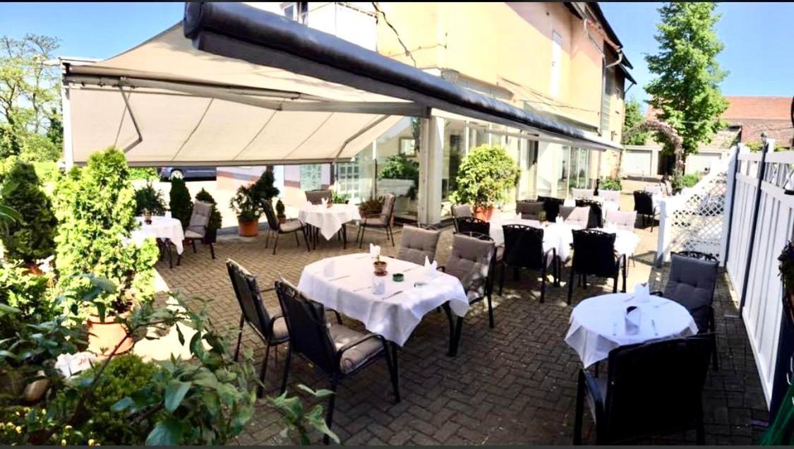 Hotel Krone Neuenburg am Rhein Luaran gambar